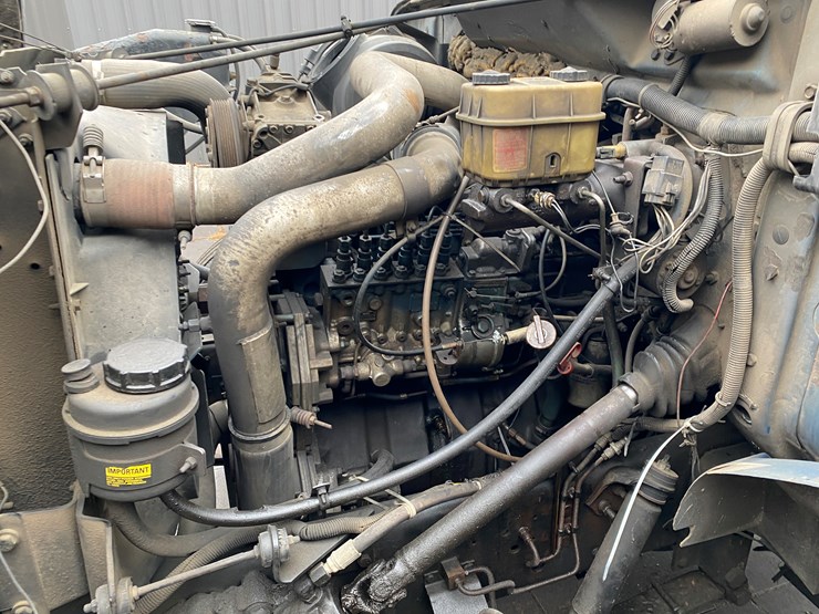 international-4700-image-45