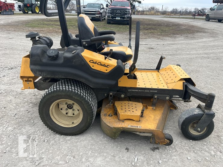 cub-cadet-tank-lz48-image-2