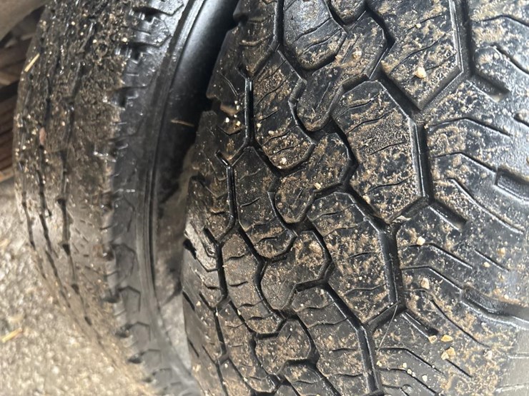 ford-f350-xl-image-44