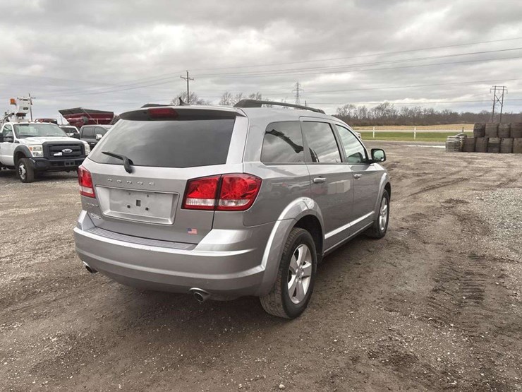 2016-dodge-journey-image-5