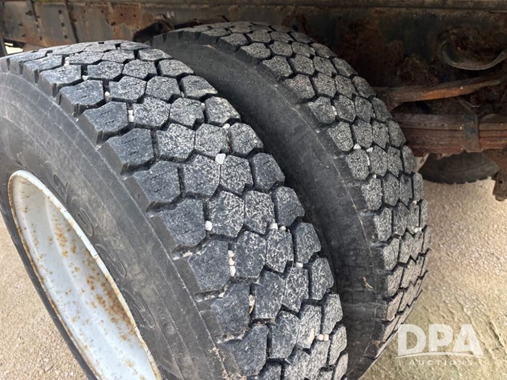 2000-international-4700-image-47