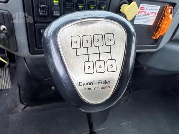 international-durastar-4300-image-18