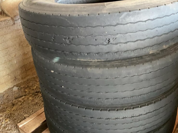 #506-•-uniroyal-tires-image-6