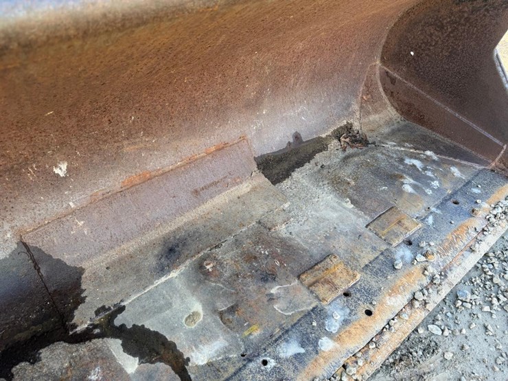 caterpillar-420d-image-10