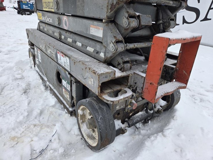 2017-skyjack-sjiii3219-image-14