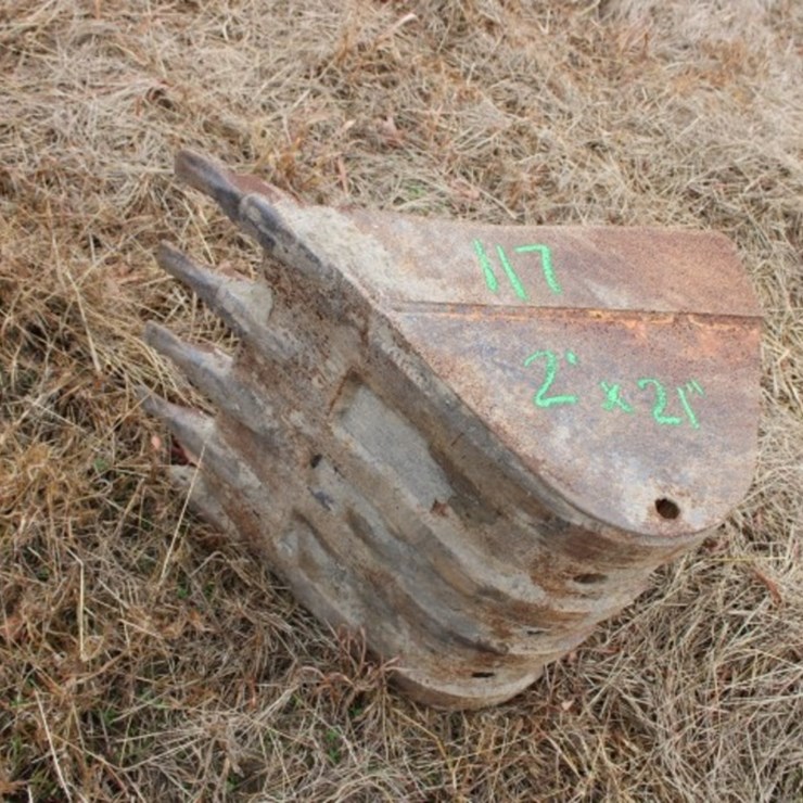 2 X 21 BACKHOE BUCKET
