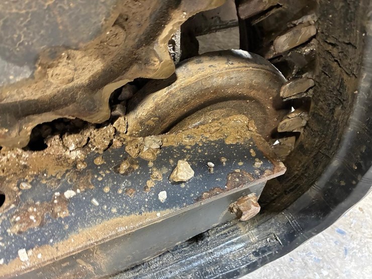 2022-bobcat-t550-image-15