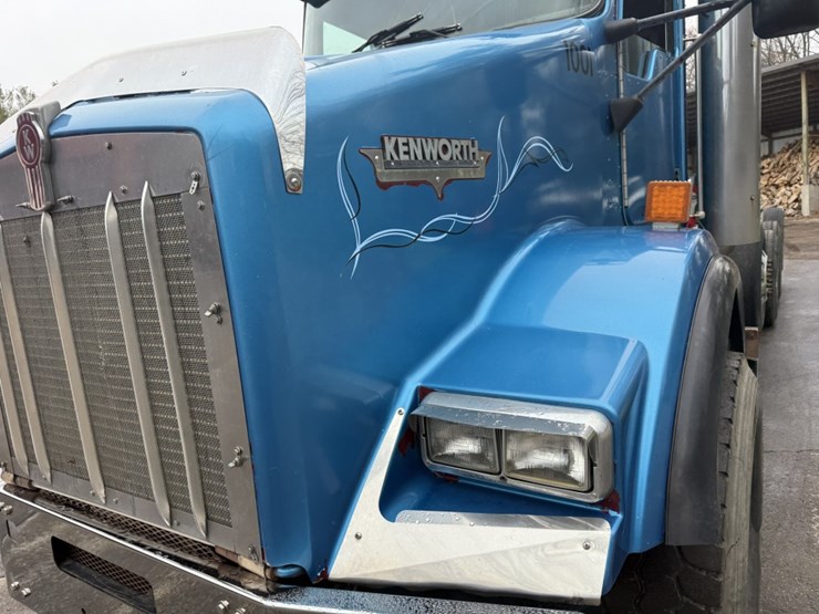 kenworth-t600-image-9