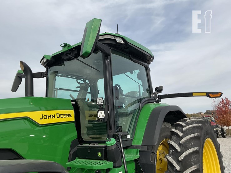 john-deere-8r-250-image-25