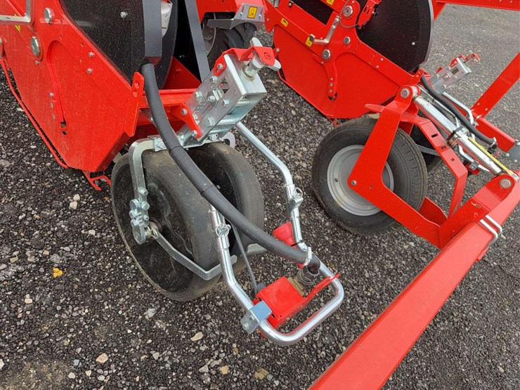 2021-checchi-&-magli-wolf-pro-image-18