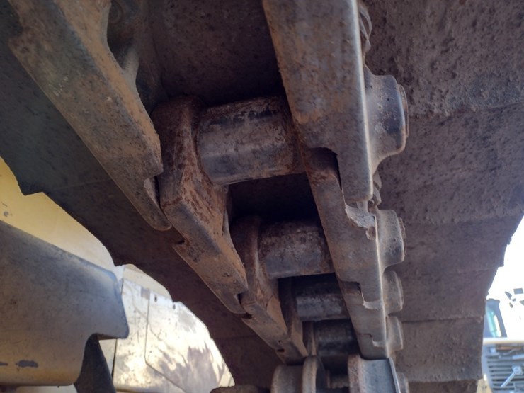 caterpillar-d6t-xl-image-41