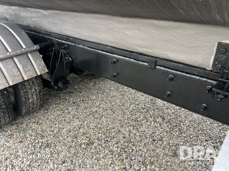 2006-international-9400-eagle-image-34