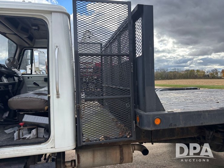 2000-international-4700-image-33