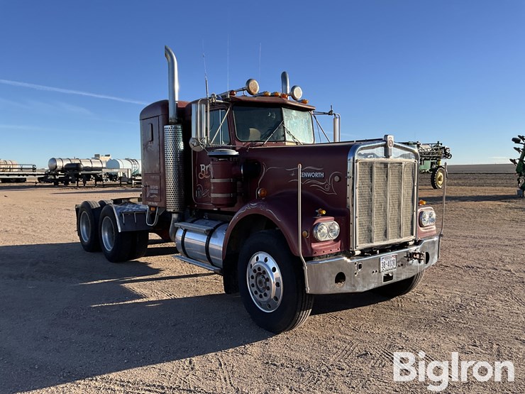 1977-kenworth-w900a-image-3