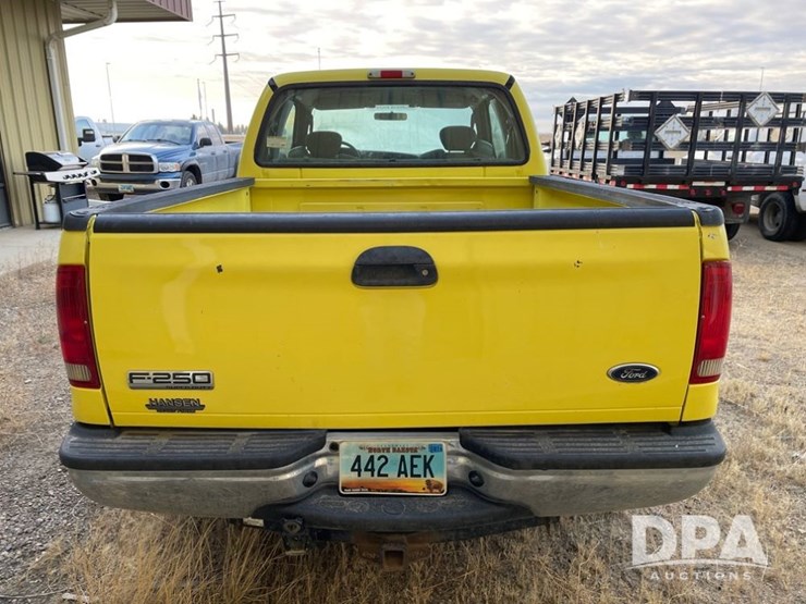 ford-f250-xlt-image-4