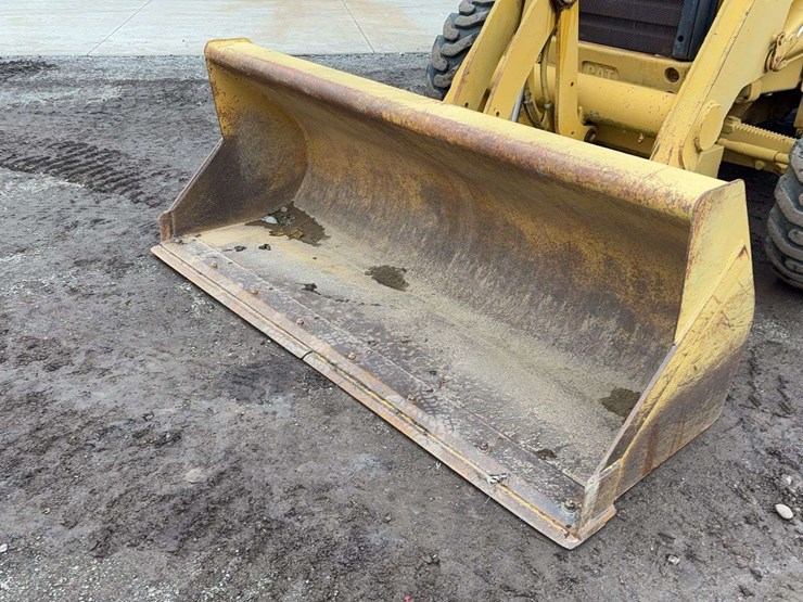 caterpillar-416c-image-9