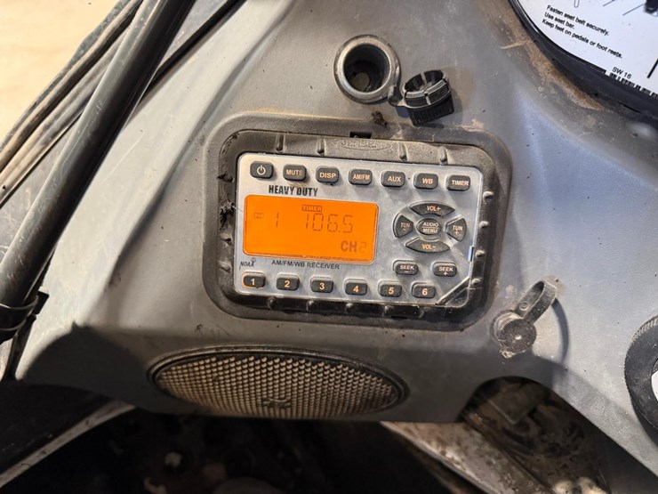 2022-bobcat-s850-image-27