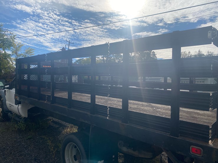 2008-ford-f550-xl-image-3