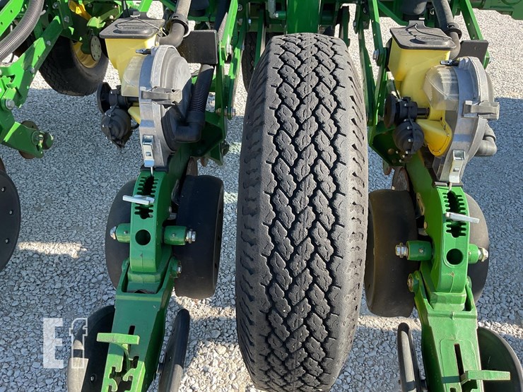john-deere-1770-ccs-image-16