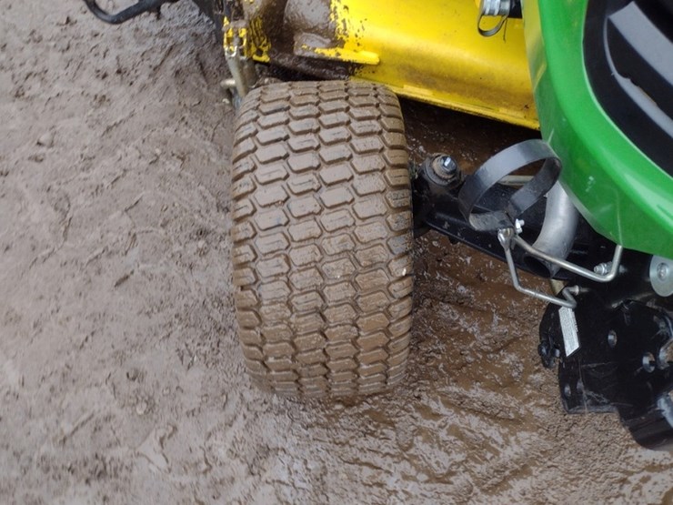 john-deere-x750-image-11