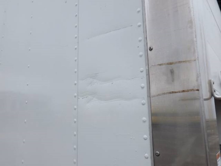 freightliner-m2-106-image-12