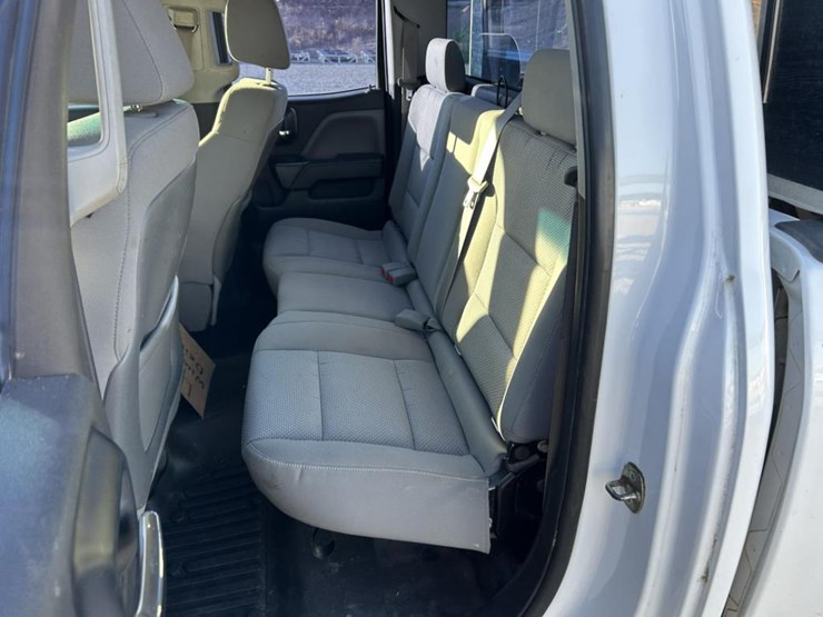 2015-chevrolet-silverado-2500hd-image-103