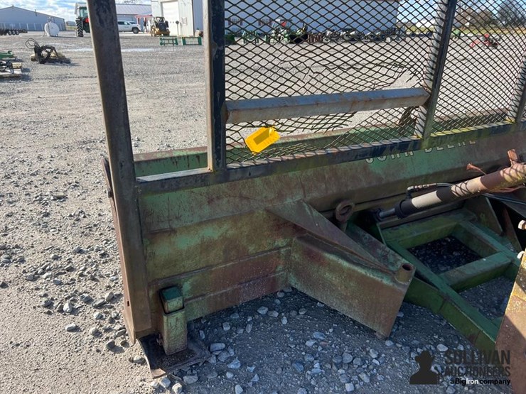 john-deere-10-image-12