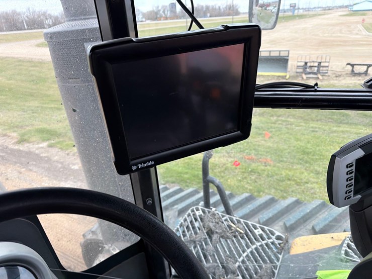 2016-challenger-mt875e-image-23