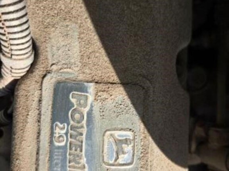 2000-john-deere-5205-image-30