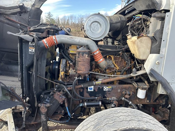 2005-kenworth-t800-image-39