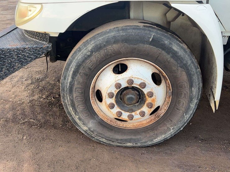 international-durastar-4300-image-8