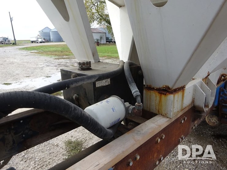 2003-international-8100-image-62