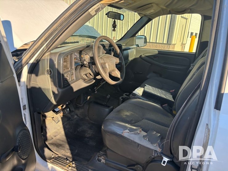 chevrolet-2500hd-image-44