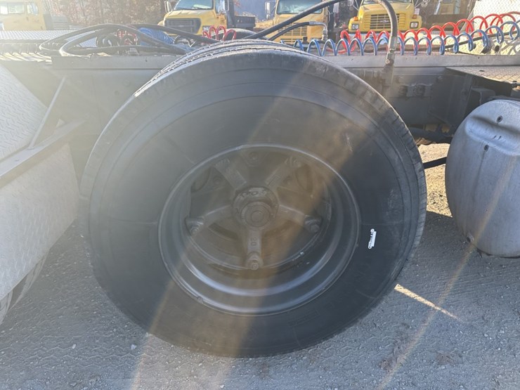 mack-rd688s-image-75