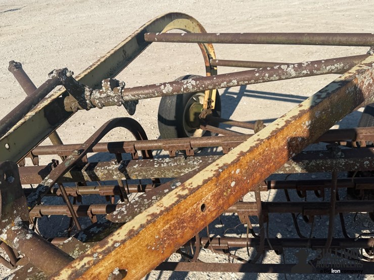 john-deere-894-image-13