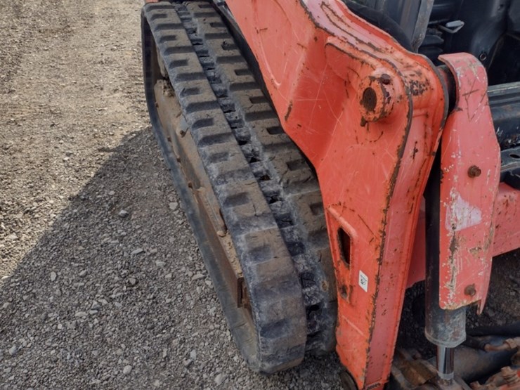 kubota-svl65-image-33