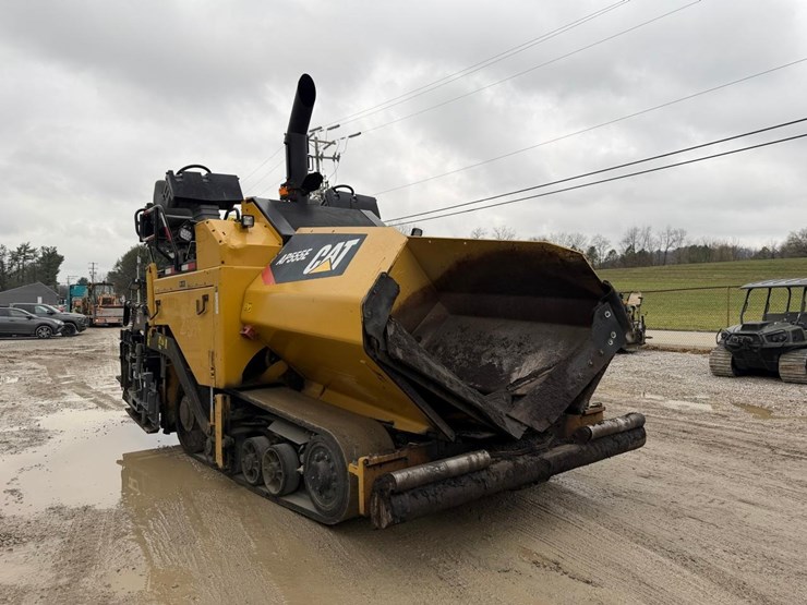 2015-caterpillar-ap-555e-image-7