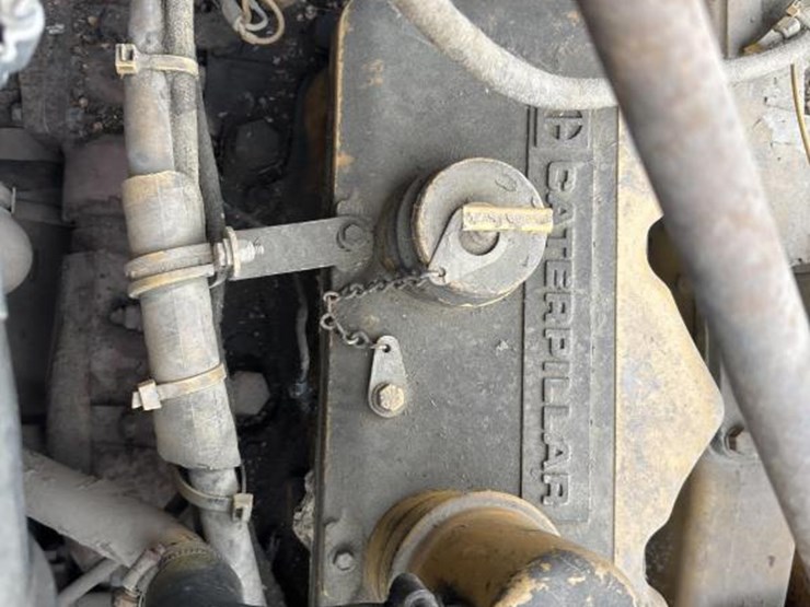 1988-peterbilt-377-image-31