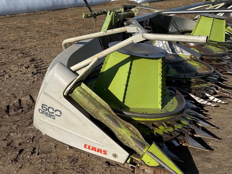 claas-orbis-600-image-2