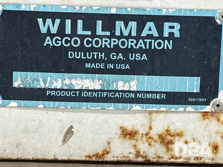 2001-peterbilt-330-image-38