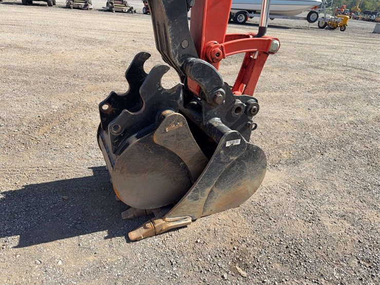 2022-kubota-kx040-4-image-30