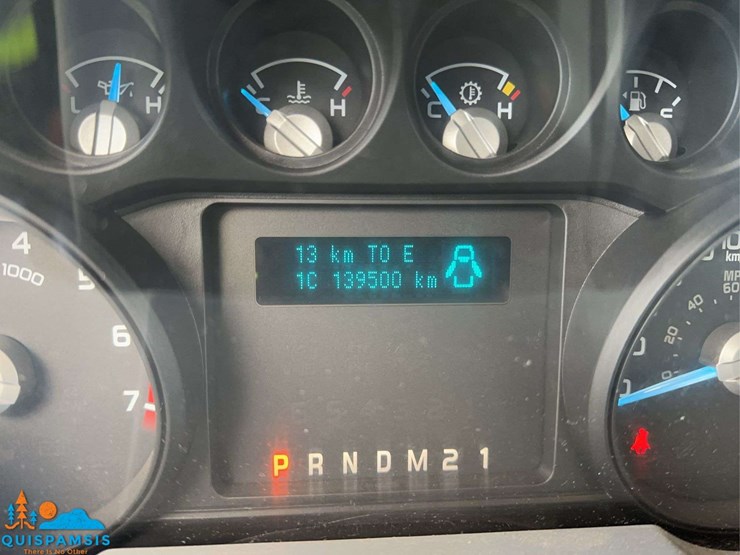 2015-ford-f250-xl-image-29