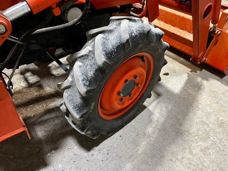kubota-l2350-image-18