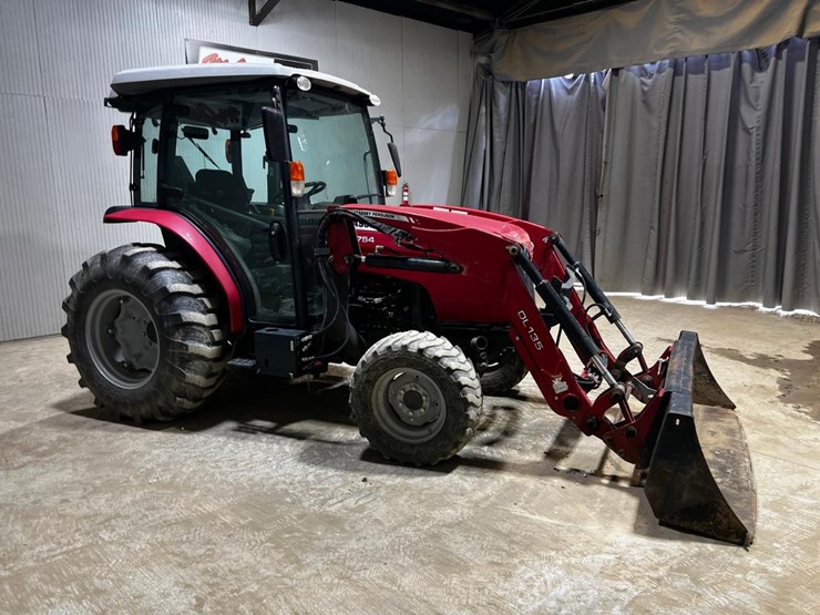 2017-massey-ferguson-1754-image-6