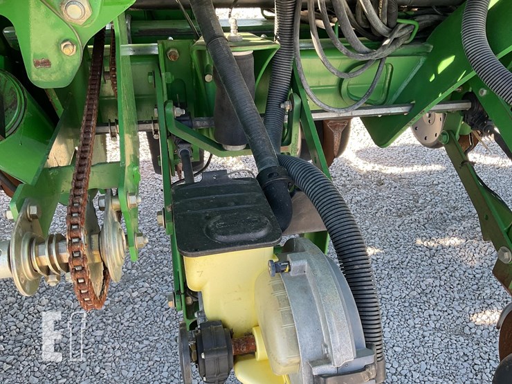 john-deere-1790-image-36