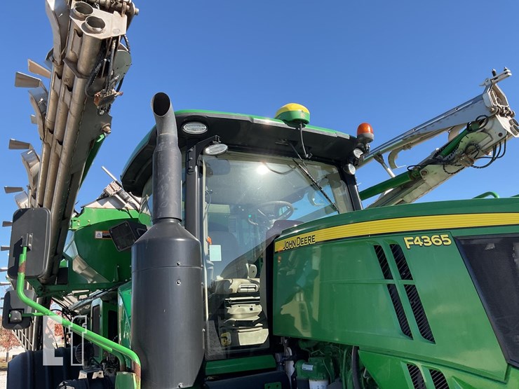 john-deere-f4365-image-11