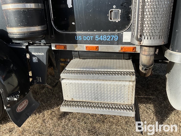 1987-peterbilt-359-image-15