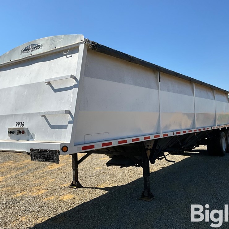 2000 Wheeler 36' T/A Steel Grain Trailer