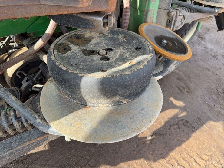 2011-john-deere-1990-image-42