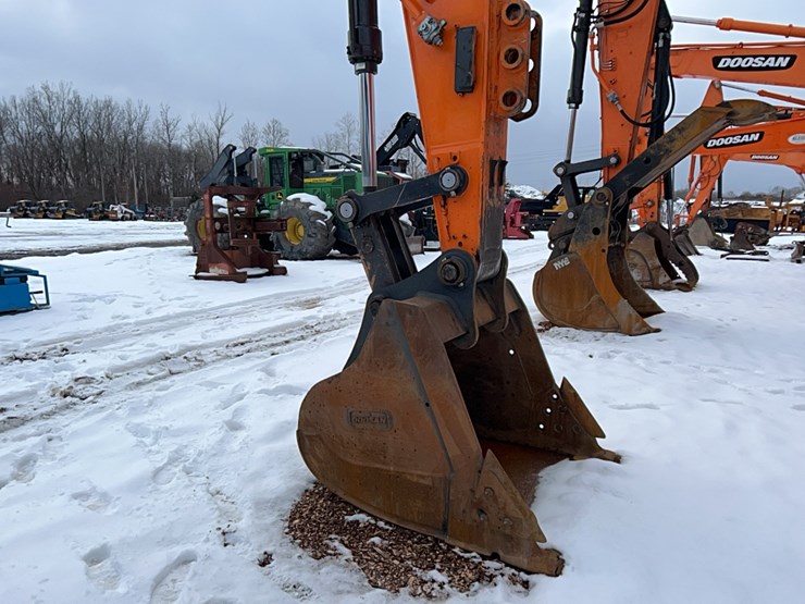 2022-doosan-dx300-lc-5-image-3